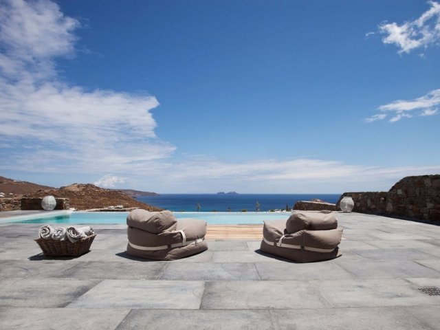 MYKONOS LUXURY VILLA THREE
