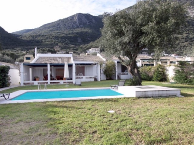 VILLA BARBILIAN