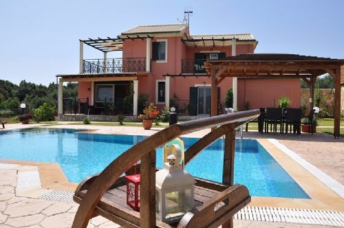 VILLA CARETTA