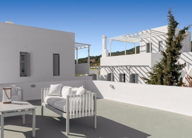 WHITE VILLAGE 2B SUITE