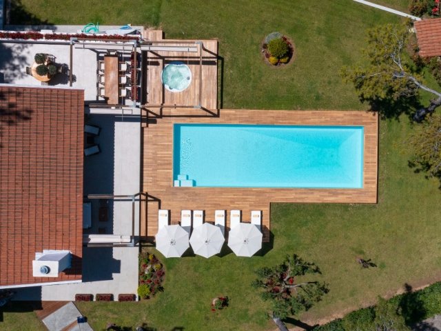 VILLA WHITE