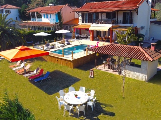 LAGINA VILLA