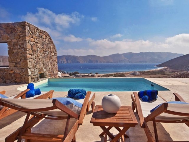THREE BEDROOM PANORMOS VILLA
