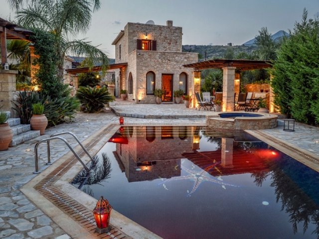 VILLA VIP PRIVATE POOL