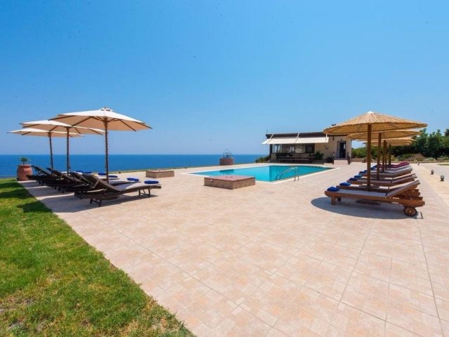 VILLA THEA