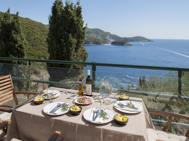 VILLA THALIA