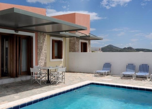 KARAYIANNIS TWO BEDROOM VILLA