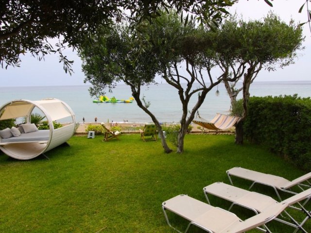 BEACHFRONT MAISONETTE AA1G