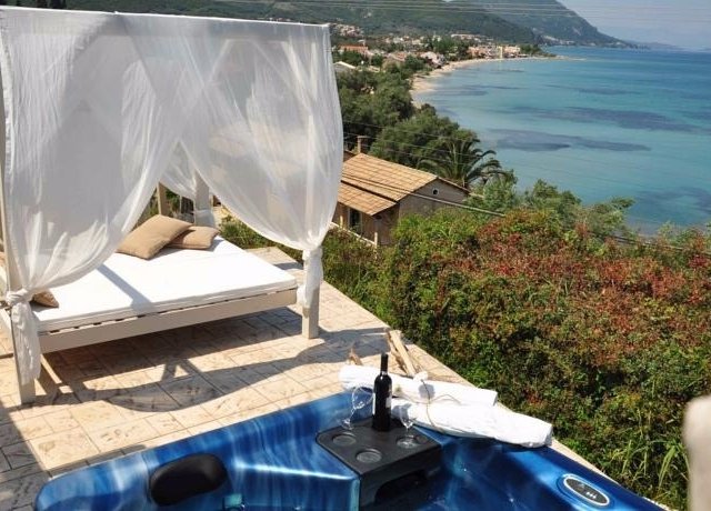 PALMS AND SPAS VILLAS - MESSOGHI
