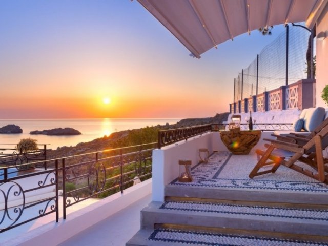 LINDOS SHORE STUDIO