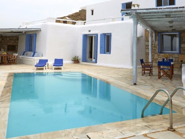 VILLA ALEXANDRA THREE BEDROOMS