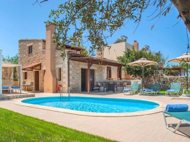 VILLA NIKOS