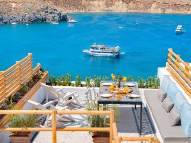 LINDOS SHORE HOUSE