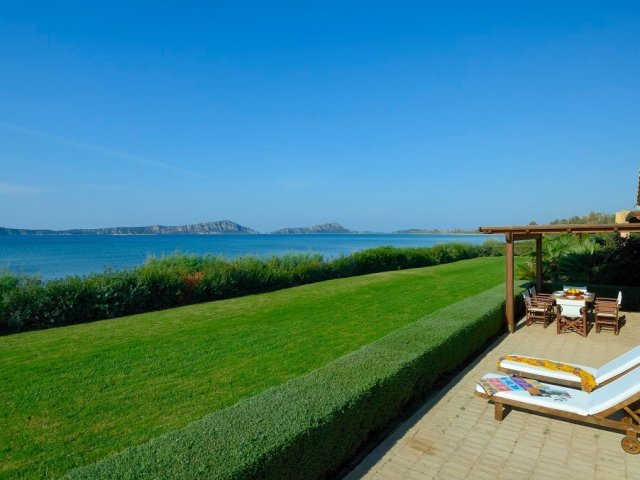 VILLA NEDA