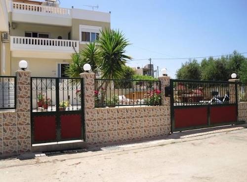 APPOLON AND ATHINA KOUROS VILLAS