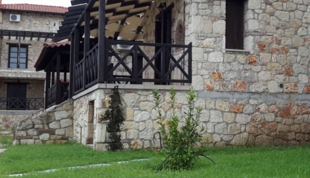 STONEHOUSE 2