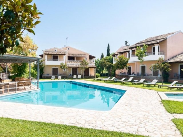 FOLIES TWO BEDROOM 