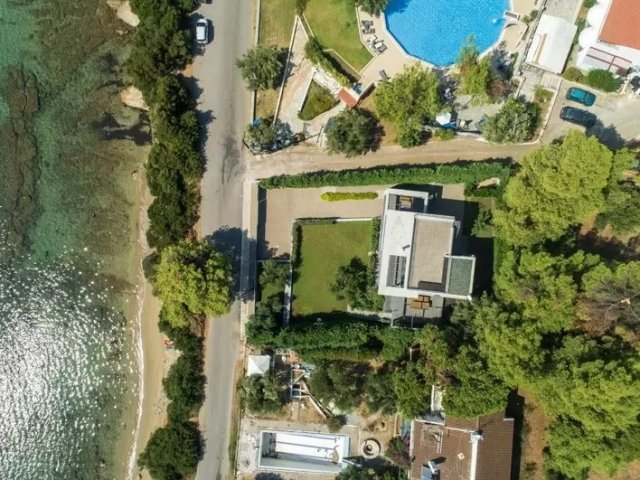 ELIA VILLA