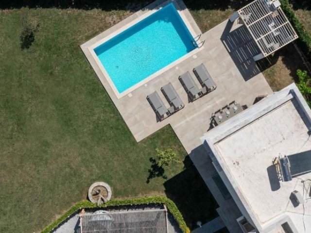 PRIVATE POOL VILLA