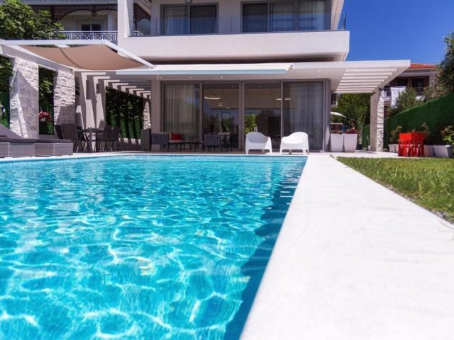 PARADISE VILLA