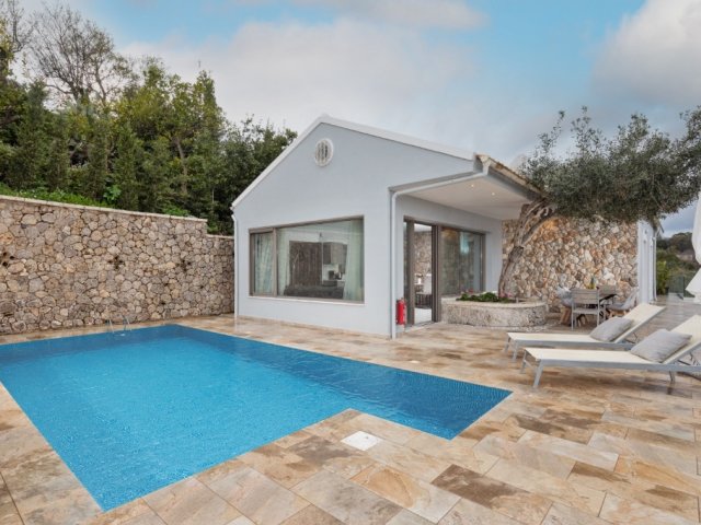 FUNDANA VILLA